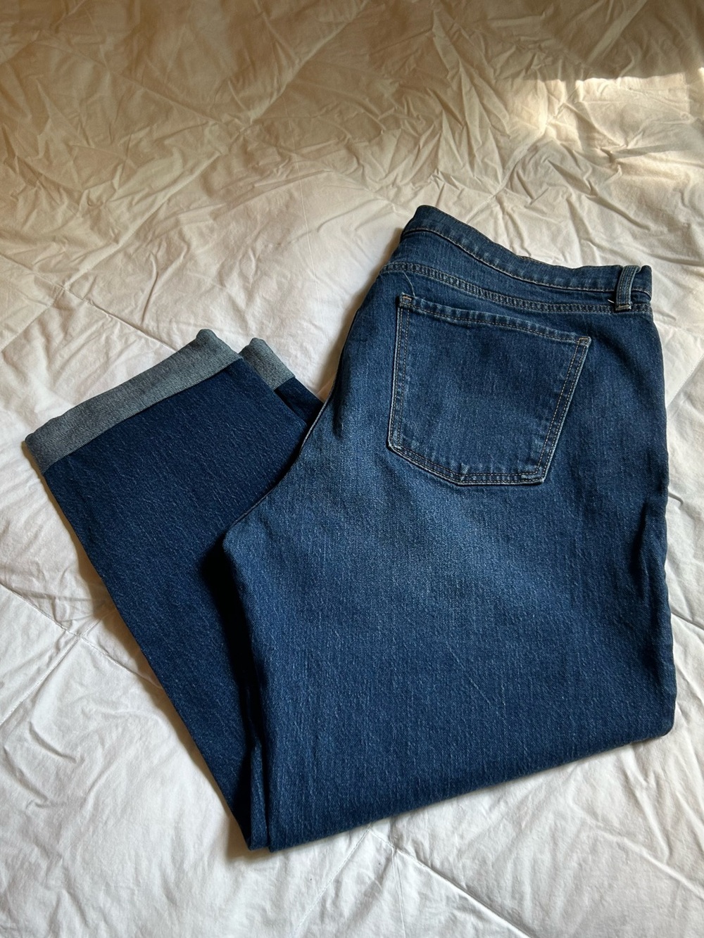 Mid-rise boyfriend jeans